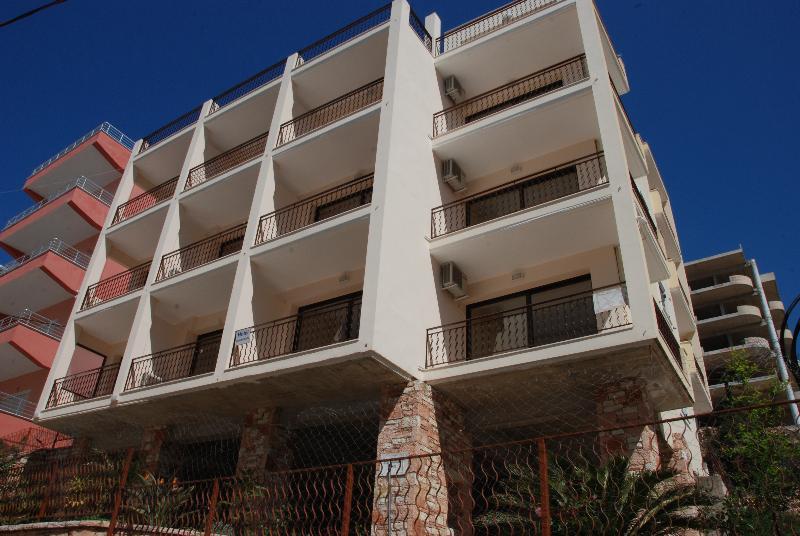Nikos Hotel And Apartments Σαράντα Εξωτερικό φωτογραφία