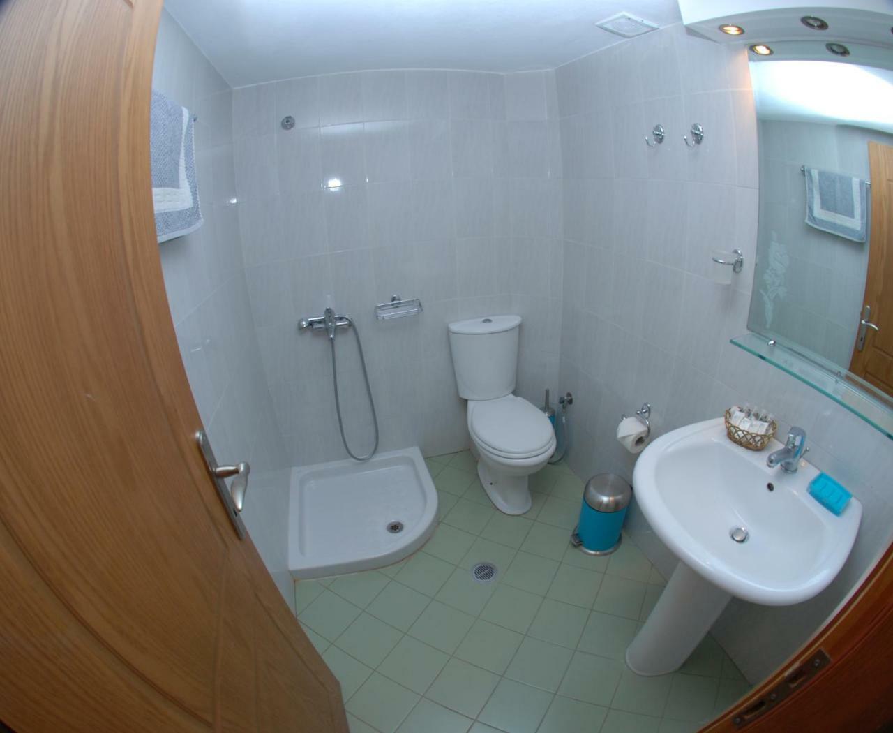 Nikos Hotel And Apartments Σαράντα Εξωτερικό φωτογραφία