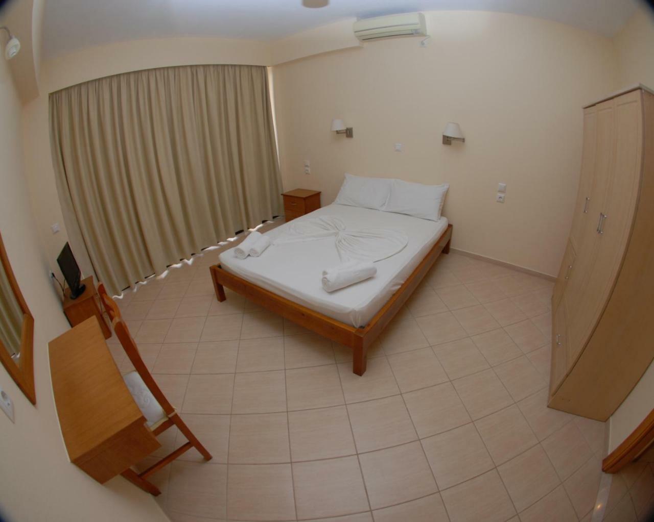 Nikos Hotel And Apartments Σαράντα Εξωτερικό φωτογραφία